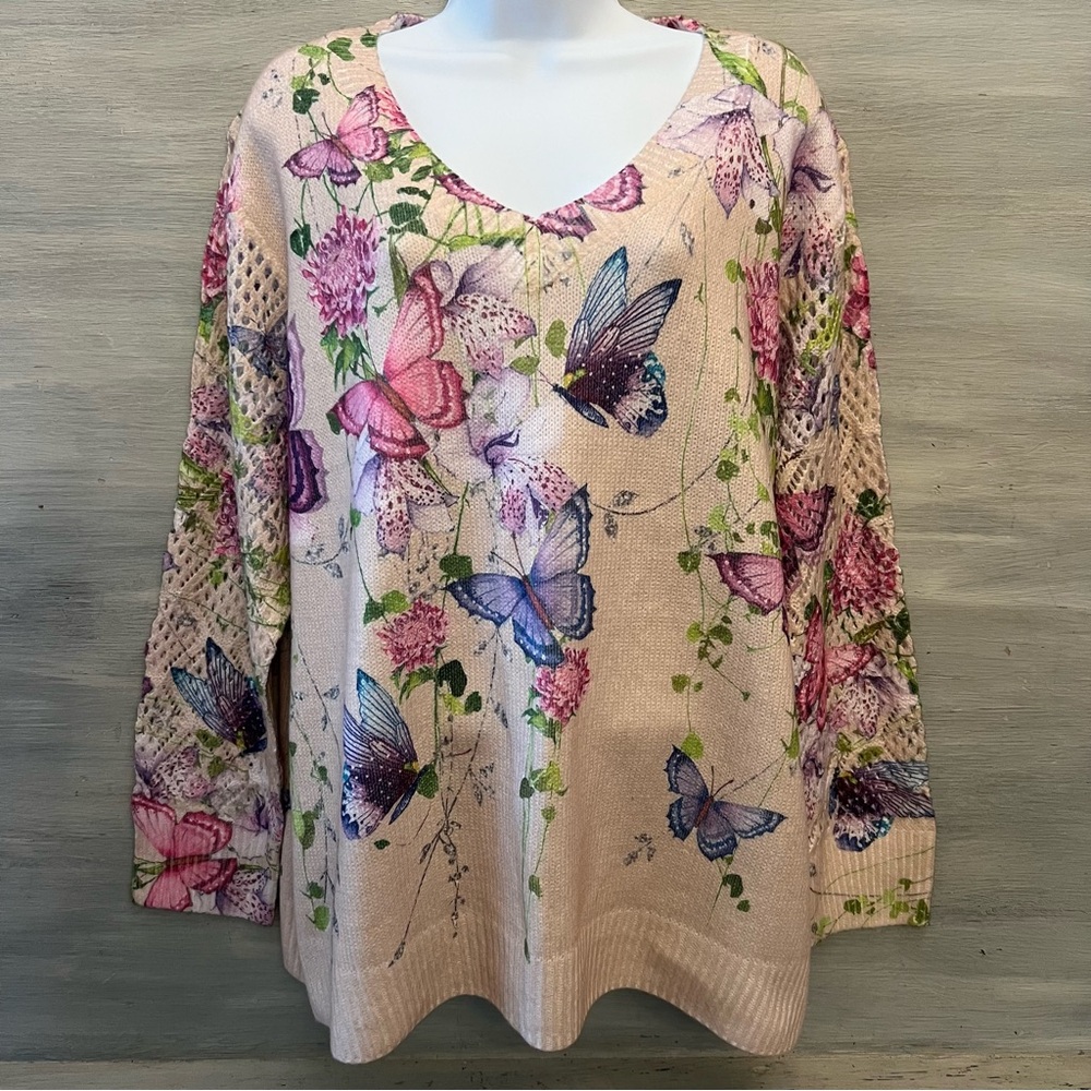 Beautiful Soft Butterfly Flower Print Reticulated Sleeve Sweater Size 3XL LN